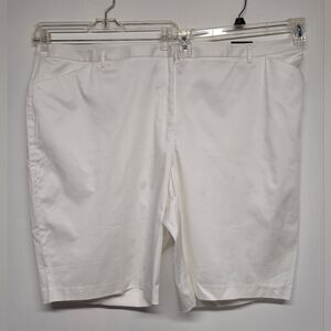 New Fashion Bug White Shorts Plus Sz 28W